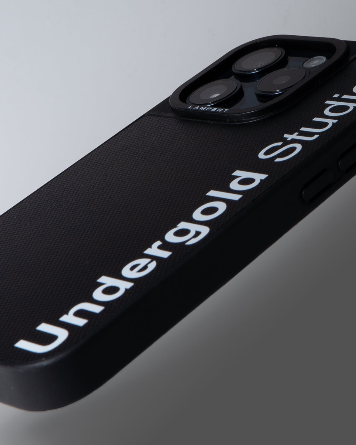 Ultra safe case - UNDERGOLD Basics Undergold Studio